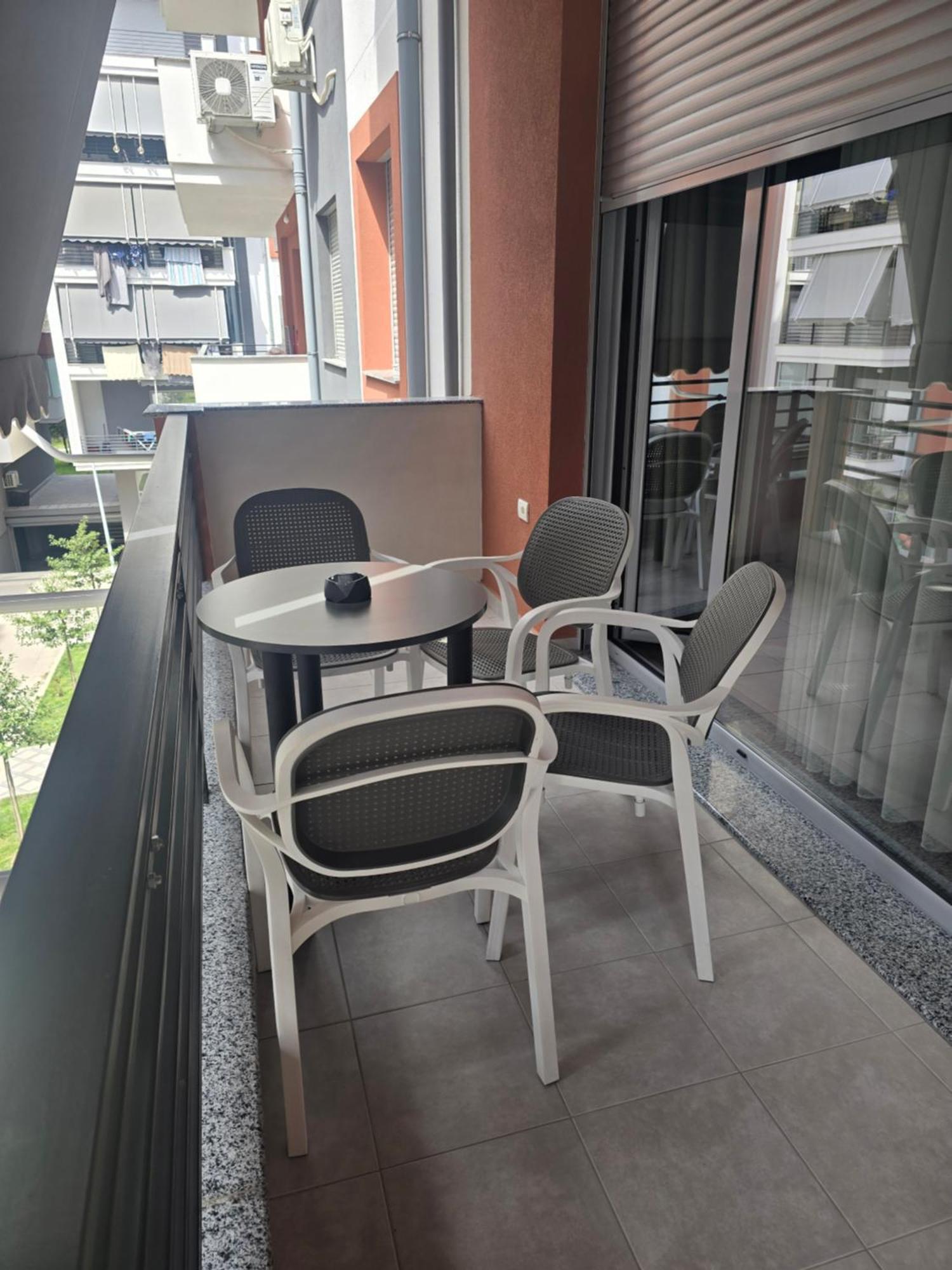 Riar Apartaments Korce Exteriér fotografie