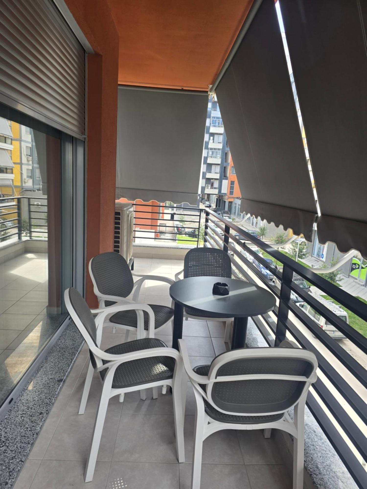 Riar Apartaments Korce Exteriér fotografie